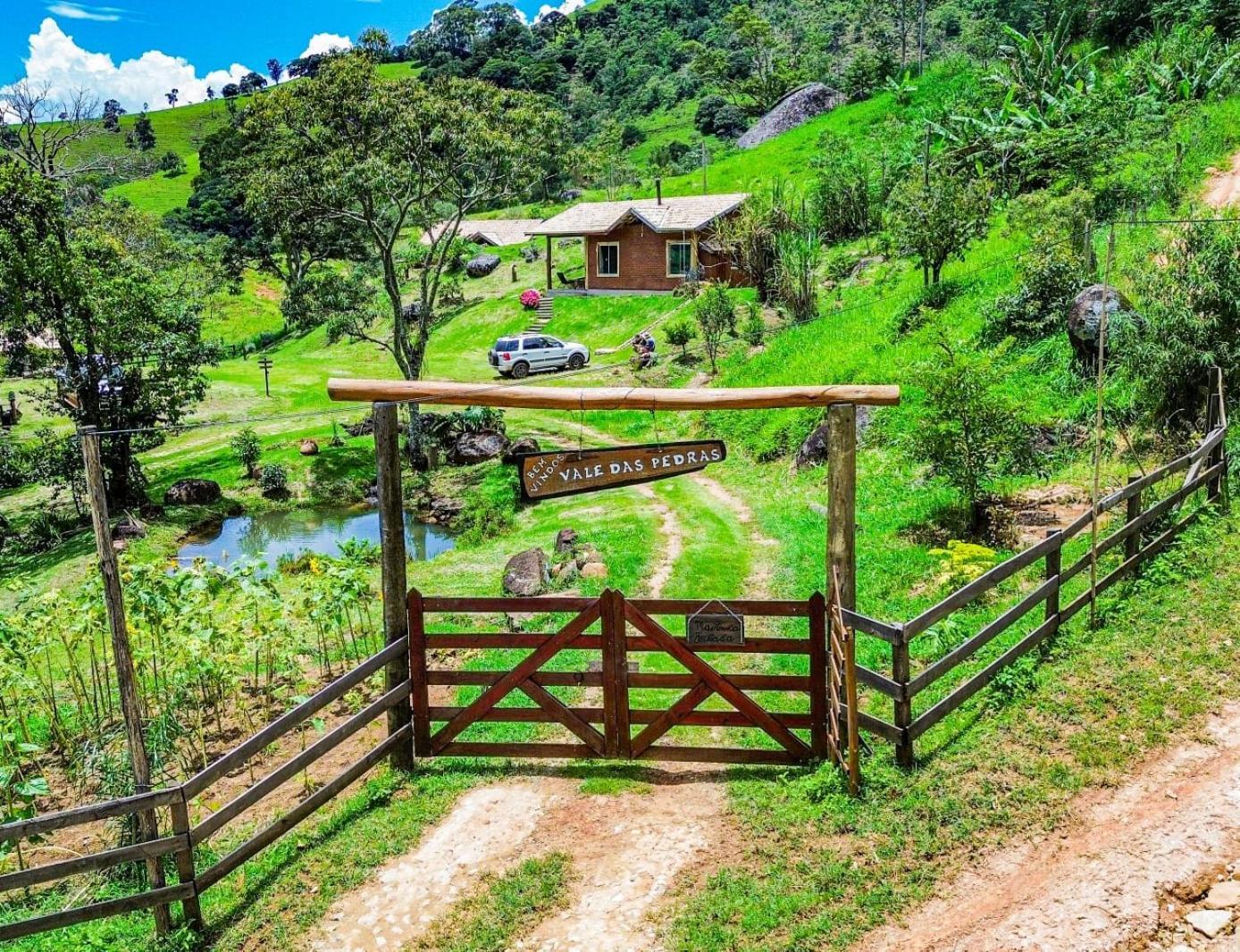 Chale Jacaranda - Hidro - Wifi E Mais Sapucai-Mirim Εξωτερικό φωτογραφία